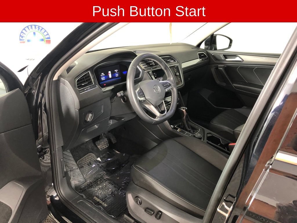 Used 2023 Volkswagen Tiguan SE AWD/4WD image 7