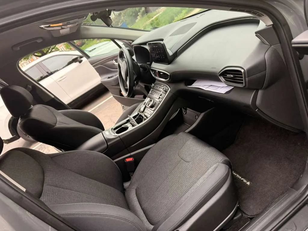 Used 2023 Hyundai Santa Fe SEL FWD image 5