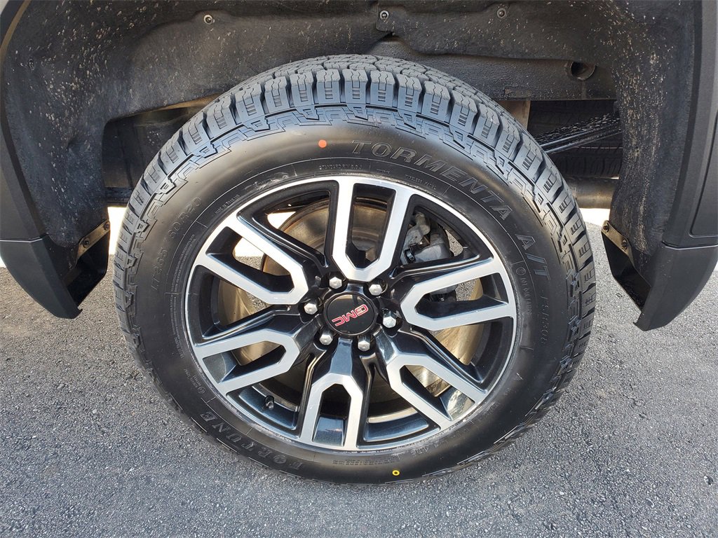 Used 2021 GMC Sierra 1500 AT4 w/ Off-Road Performance Package image 29