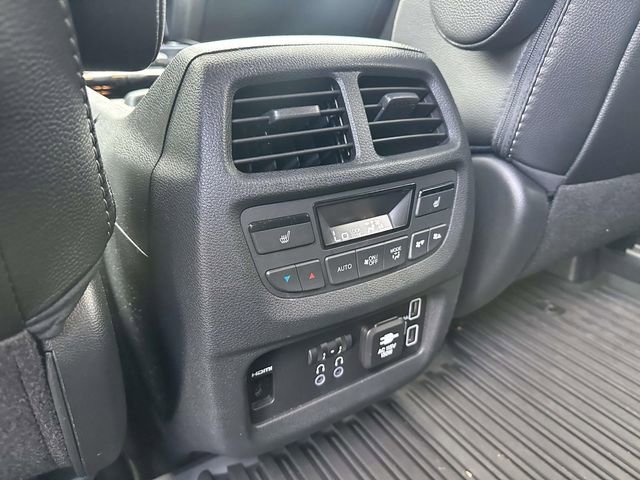 Certified 2020 Honda Pilot Touring image 10