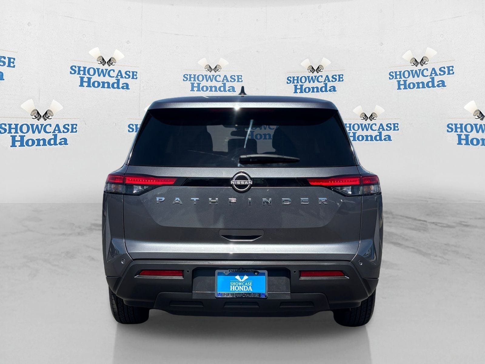 Used 2023 Nissan Pathfinder S image 7