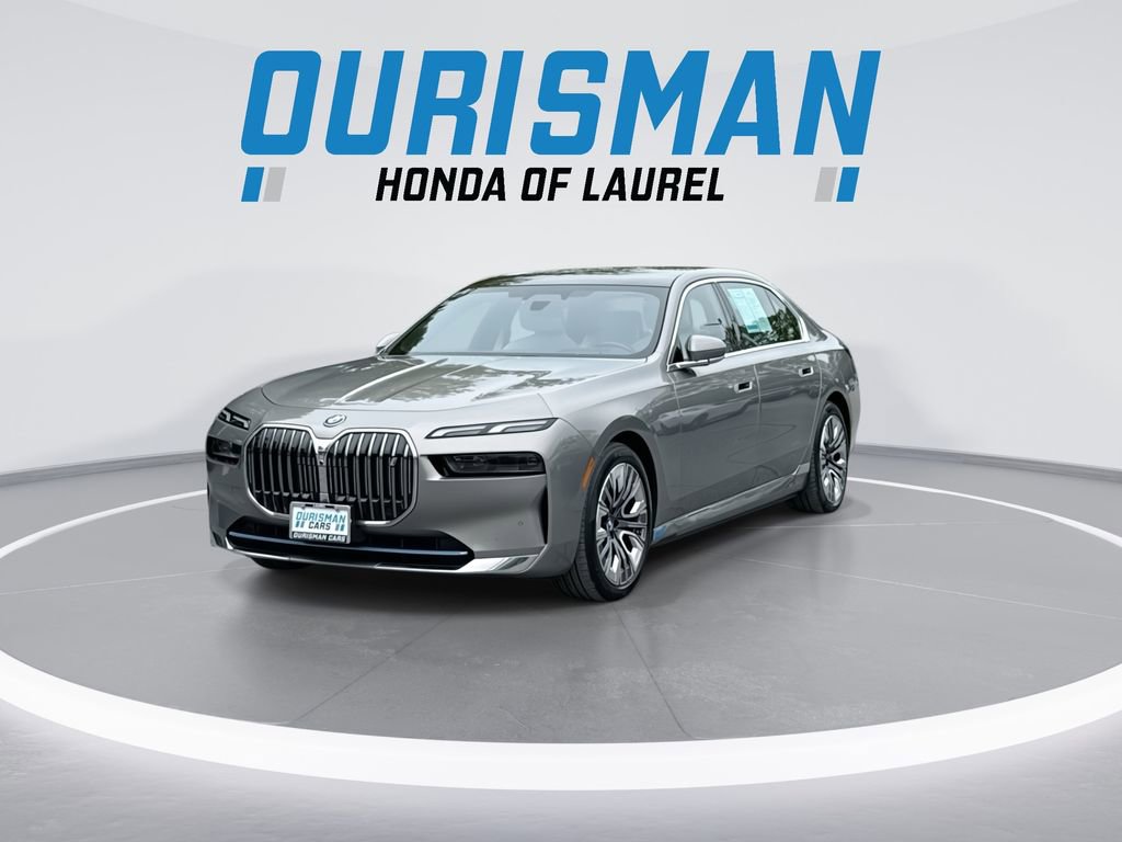 Used 2023 BMW i7 xDrive60 AWD/4WD image 4