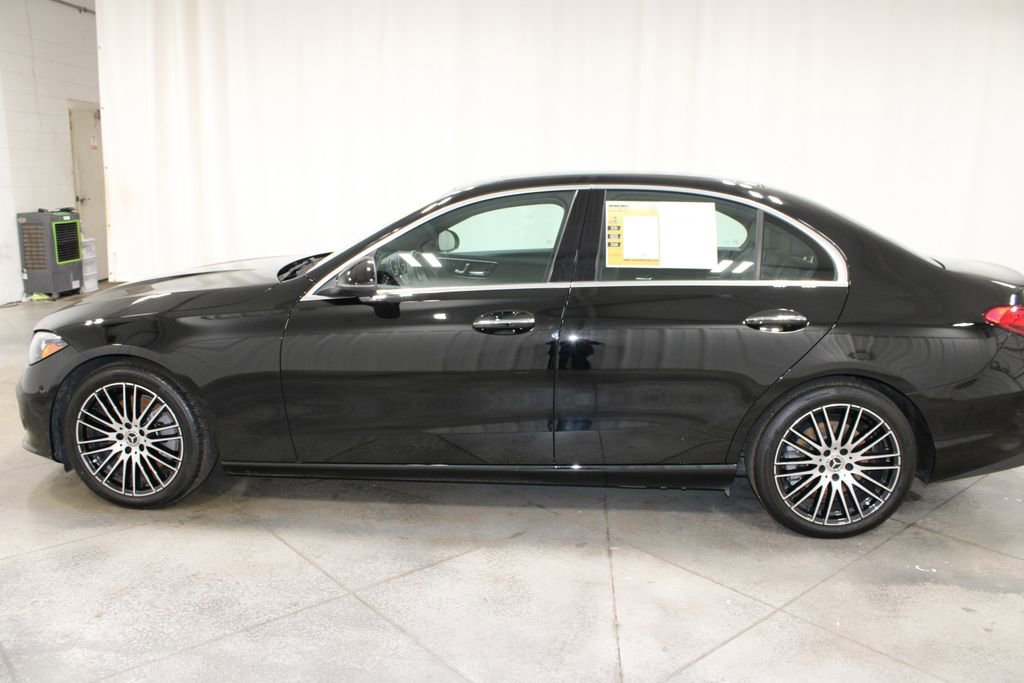 Used 2025 Mercedes-Benz C 300 Sedan image 6