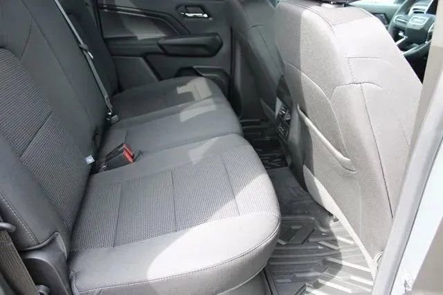 New 2026 GMC Canyon Elevation w/ Convenience Package image 23