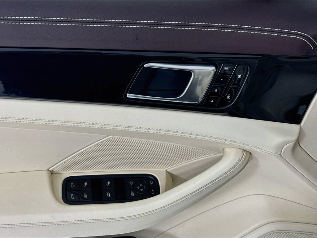 Certified 2018 Porsche Panamera 4 AWD/4WD image 11