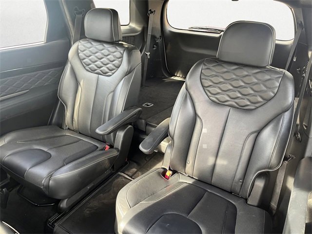 Used 2021 Hyundai Palisade Calligraphy w/ Winter Package image 14