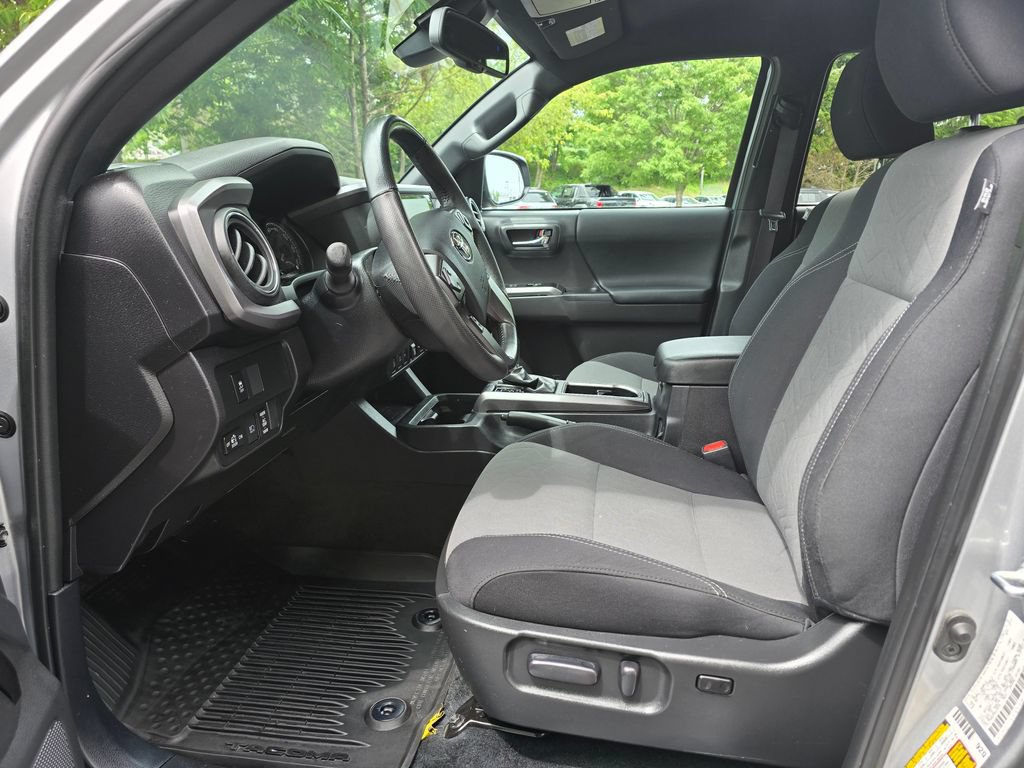 Certified 2023 Toyota Tacoma TRD Sport w/ Technology Package AWD/4WD image 15