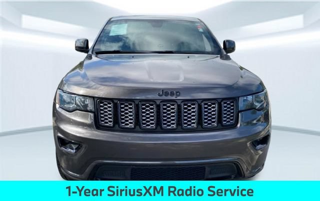 Used 2019 Jeep Grand Cherokee Altitude AWD/4WD image 11