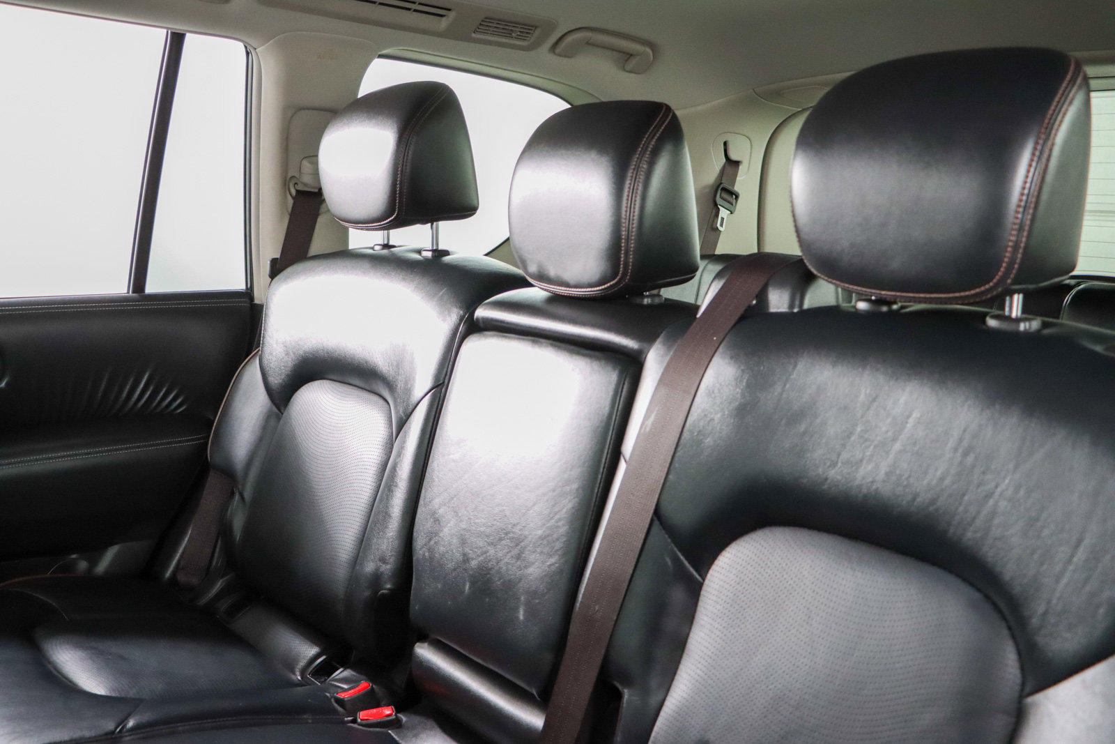 Used 2020 Nissan Armada SL w/ Premium Package image 26