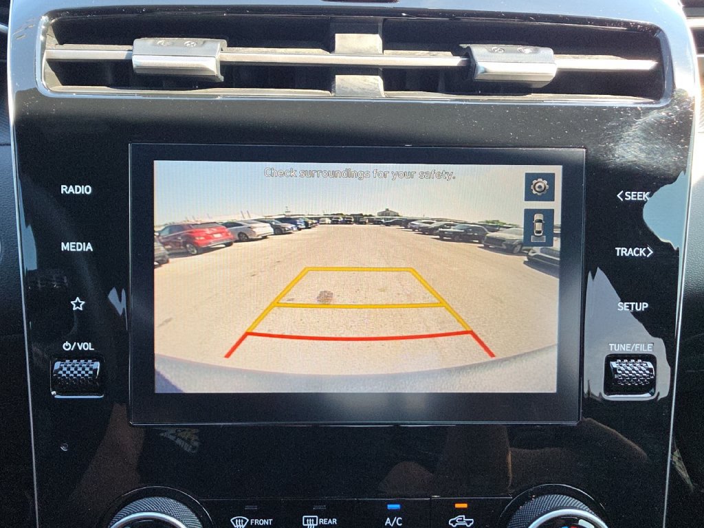 Used 2023 Hyundai Santa Cruz SEL w/ Activity Package AWD/4WD image 18