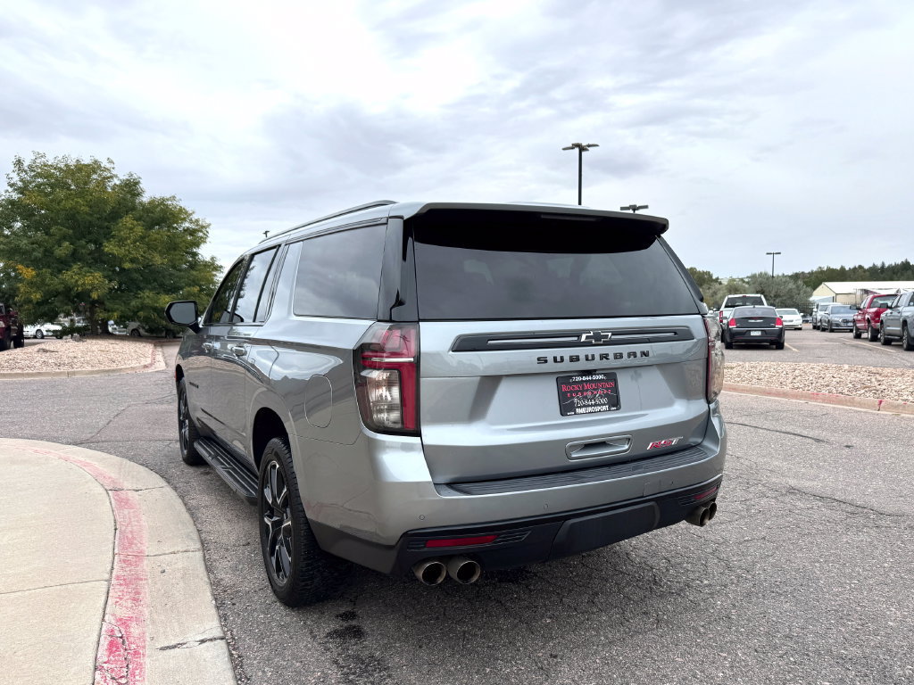 Used 2023 Chevrolet Suburban RST w/ Sport Performance Package AWD/4WD image 6