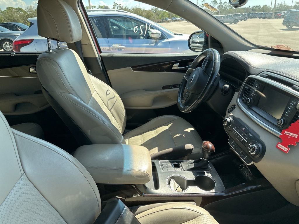 Used 2017 Kia Sorento EX w/ EX Advanced Touring Package image 22