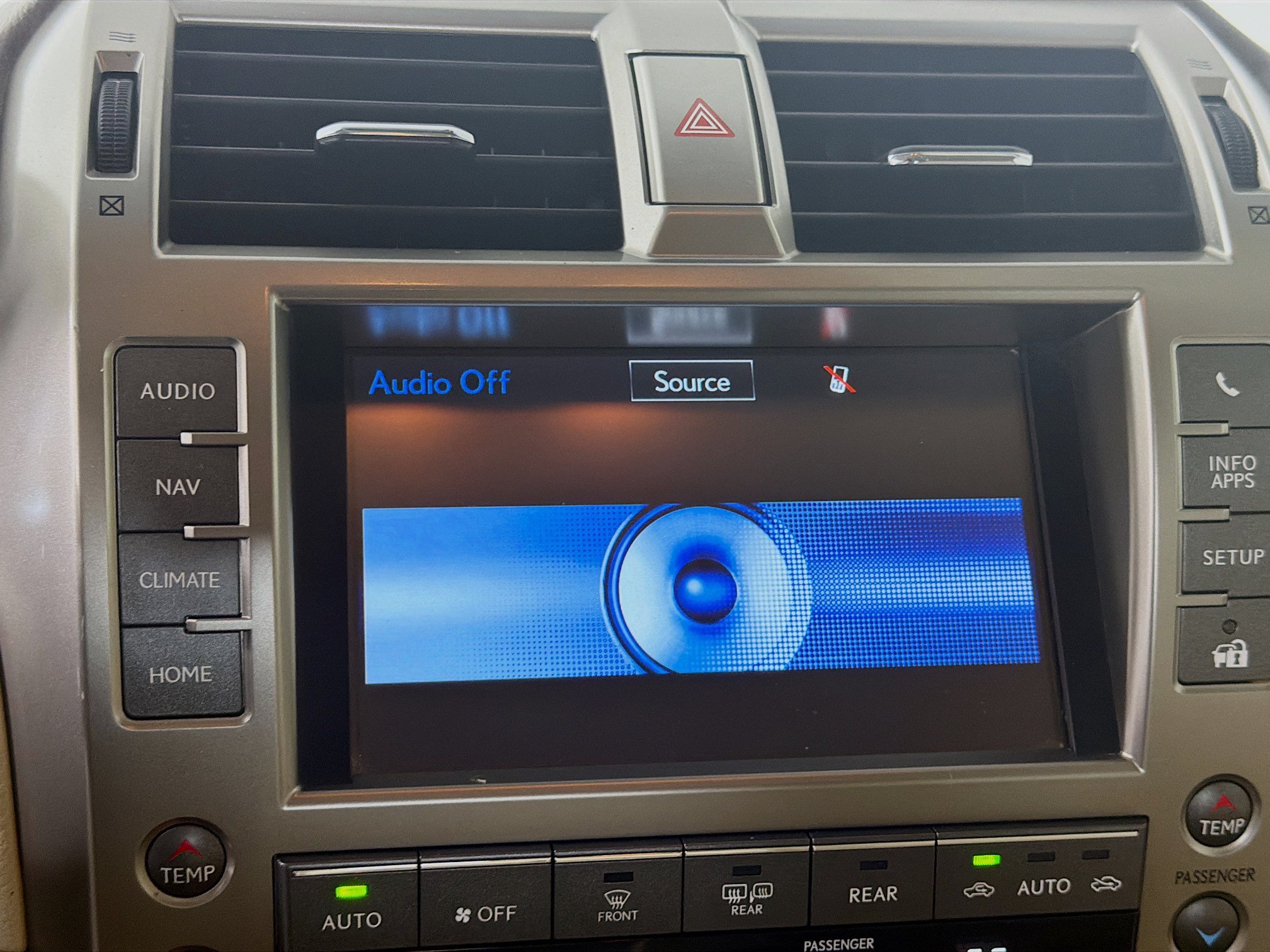 Used 2018 Lexus GX 460 Premium w/ Premium Package AWD/4WD image 19