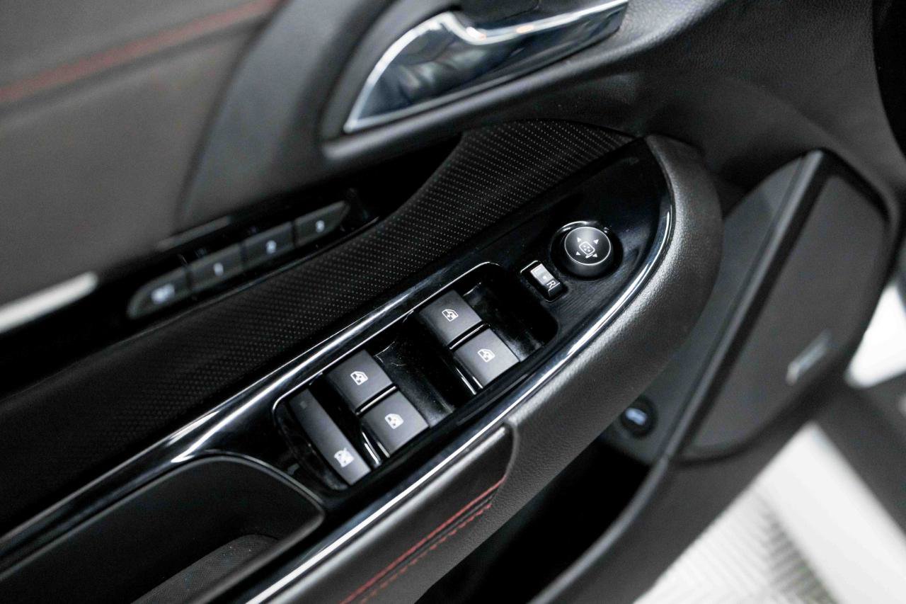 Used 2015 Chevrolet SS RWD image 45