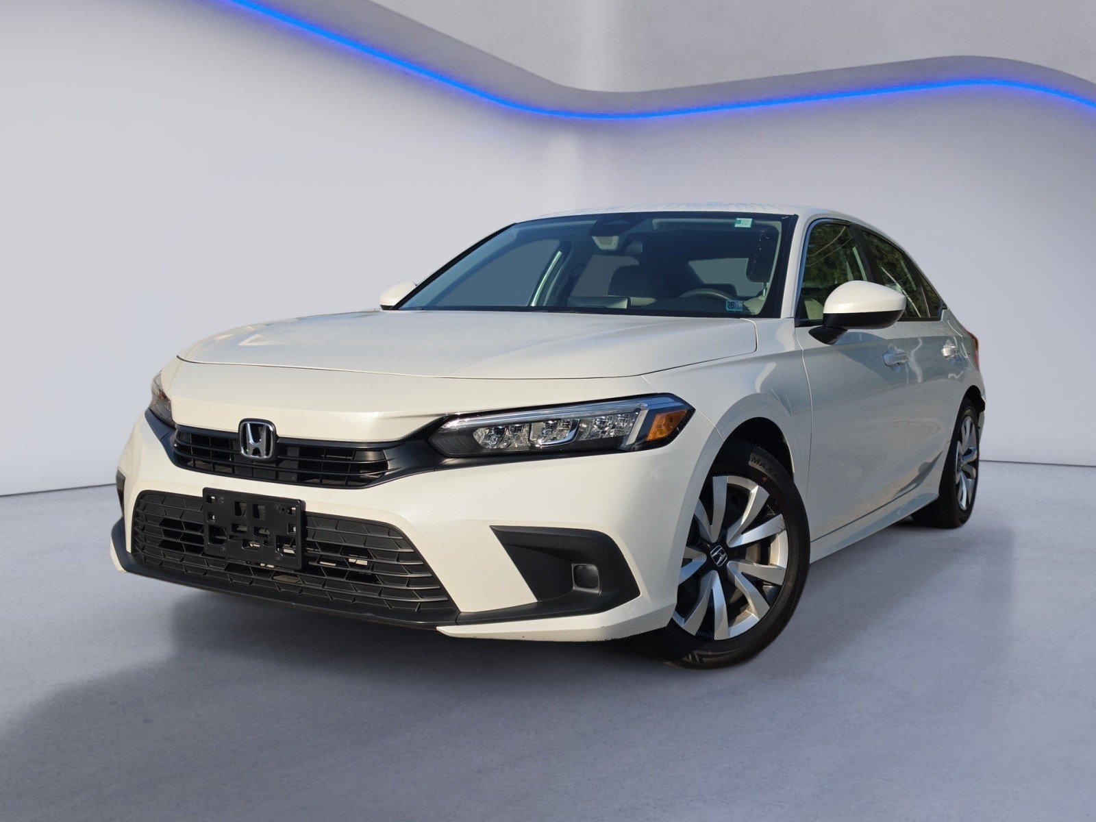 Used 2023 Honda Civic LX image 2