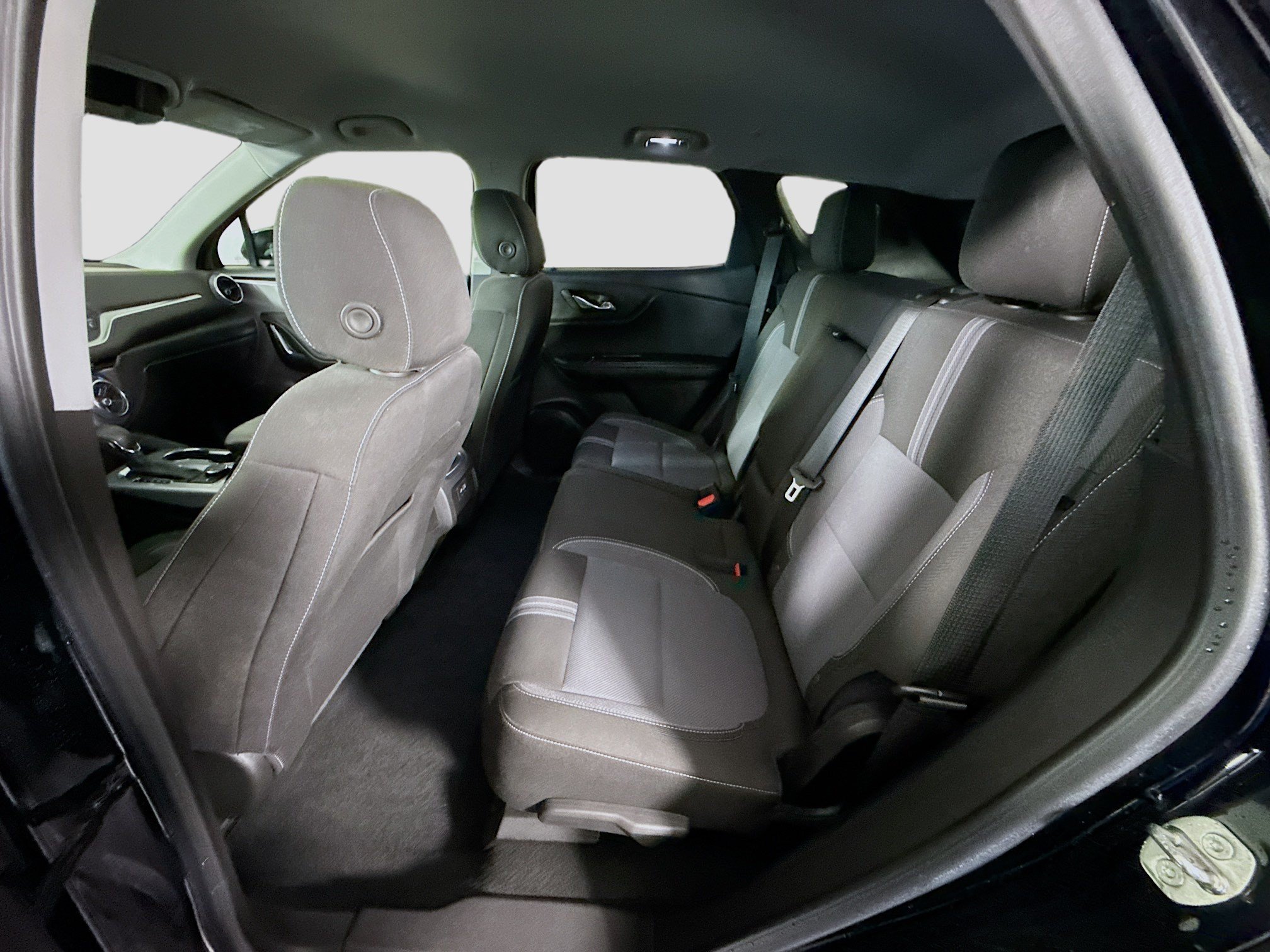 Used 2023 Chevrolet Blazer LT FWD image 25