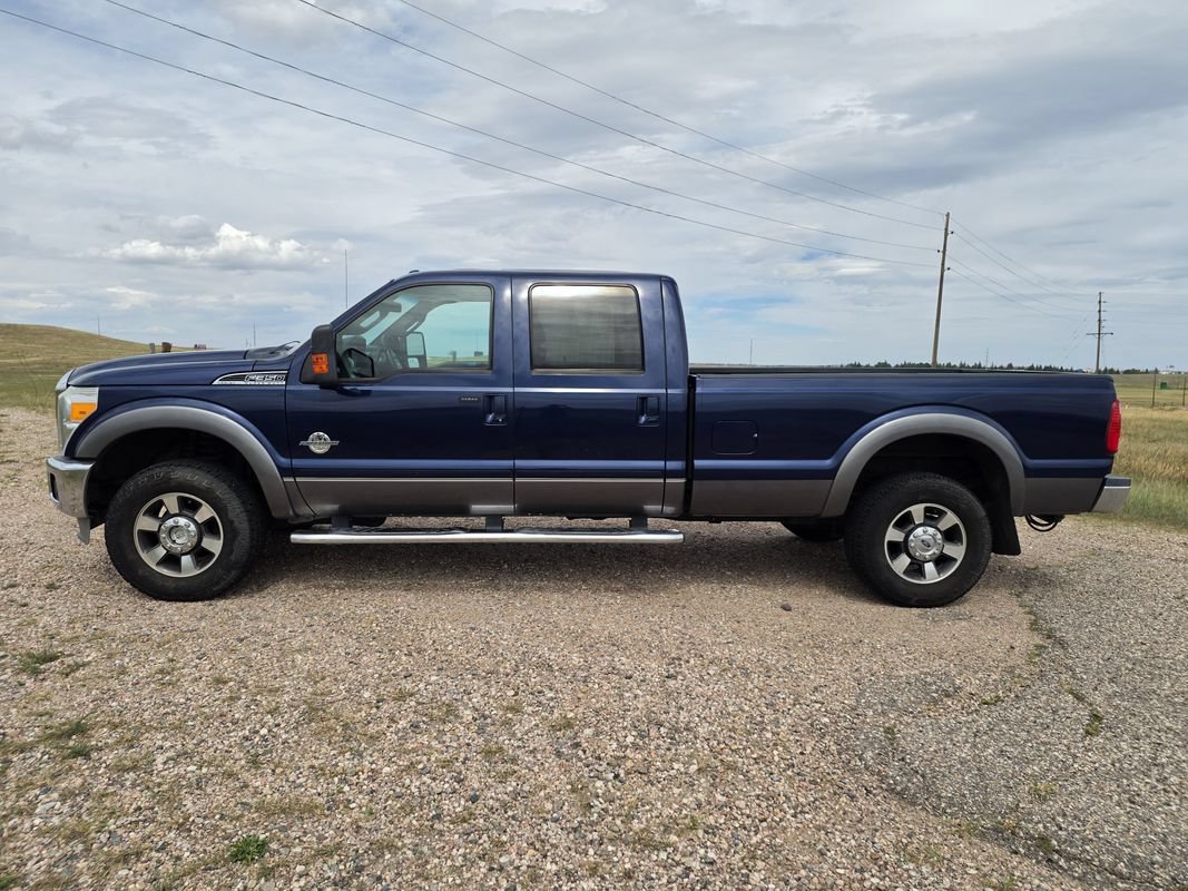 Used 2012 Ford F350 Lariat w/ Lariat Interior Pkg AWD/4WD image 2
