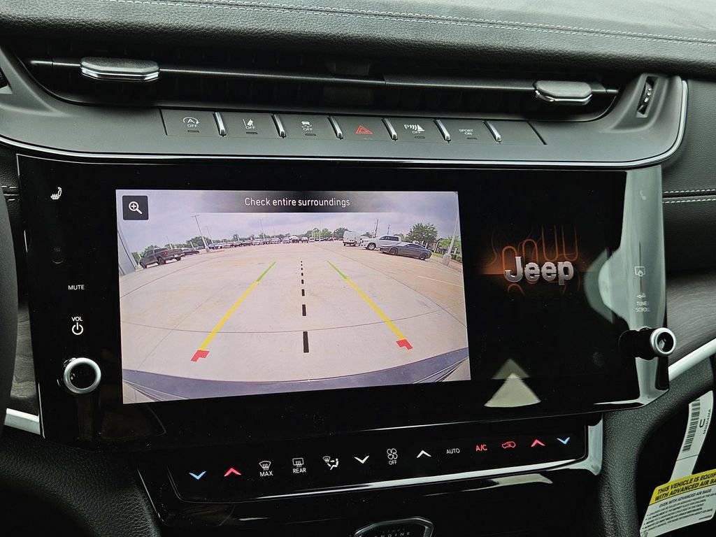 New 2026 Jeep Grand Cherokee Altitude RWD image 23