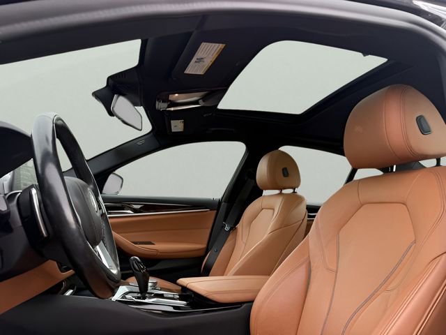 Used 2020 BMW 540i xDrive w/ Premium Package image 17