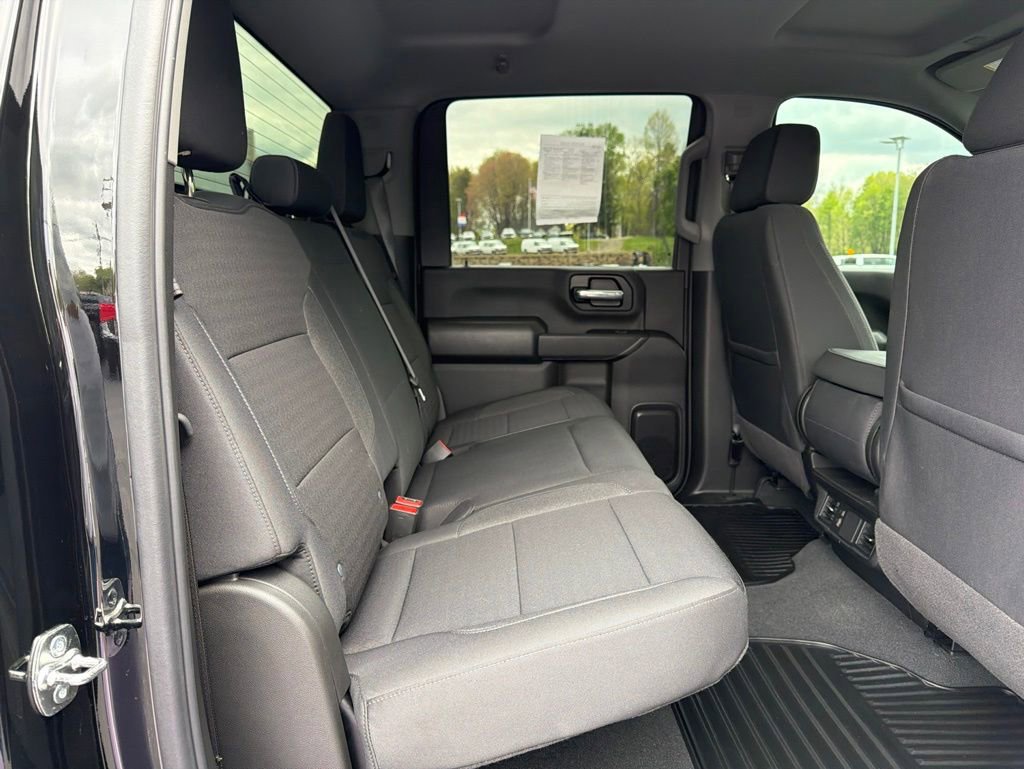 Used 2025 Chevrolet Silverado 2500 Custom w/ Custom Value Package AWD/4WD image 26