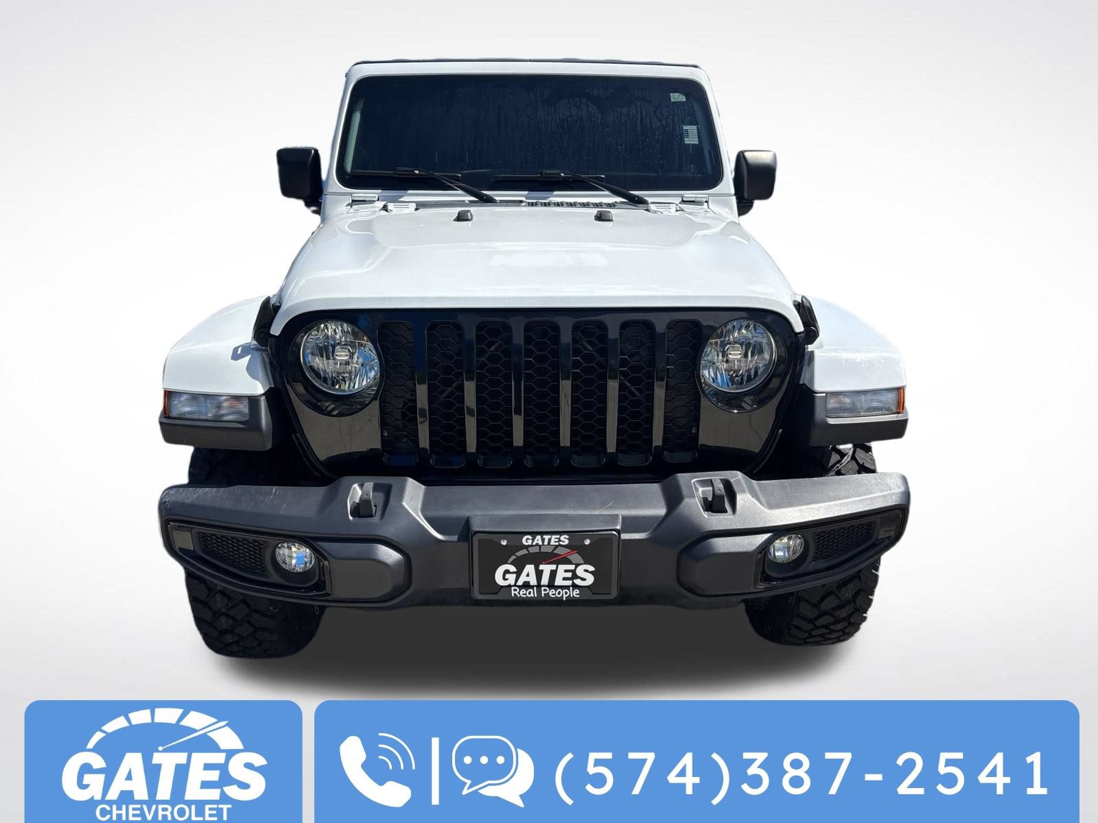Used 2023 Jeep Gladiator Sport AWD/4WD image 2
