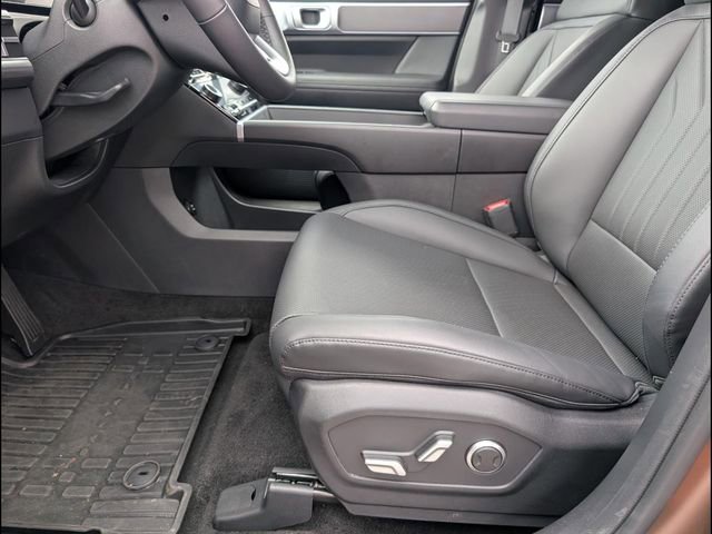 Used 2025 Hyundai Santa Fe XRT image 9