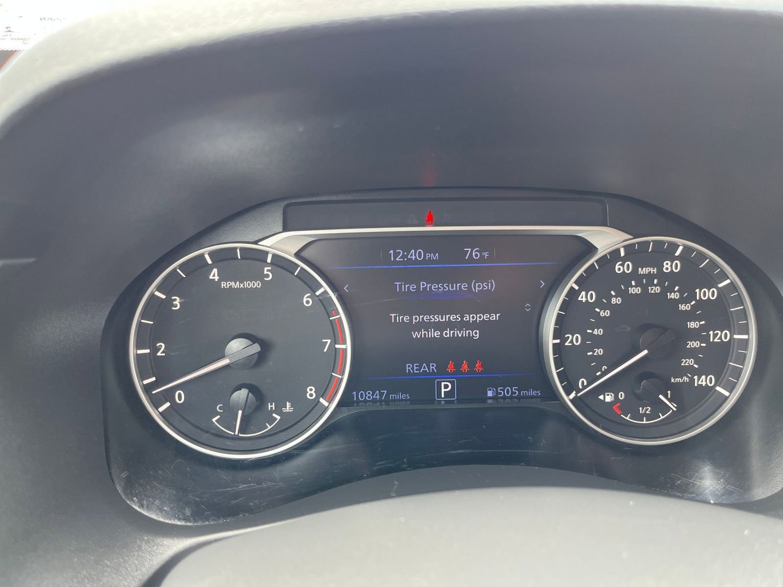 Used 2025 Nissan Altima 2.5 SV image 40