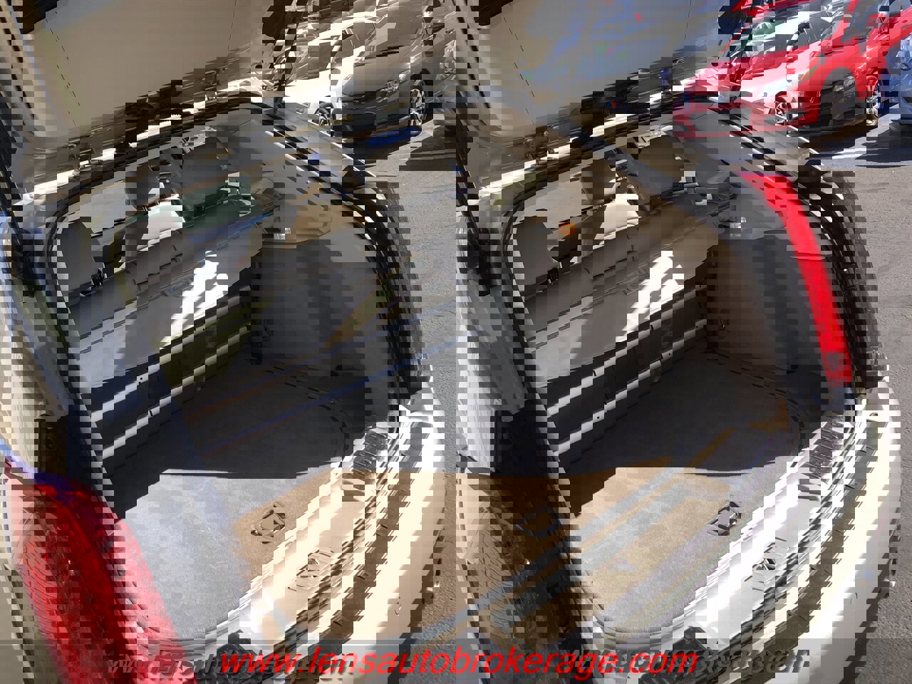 Used 2015 Cadillac SRX Performance w/ Driver Awareness Package FWD image 16