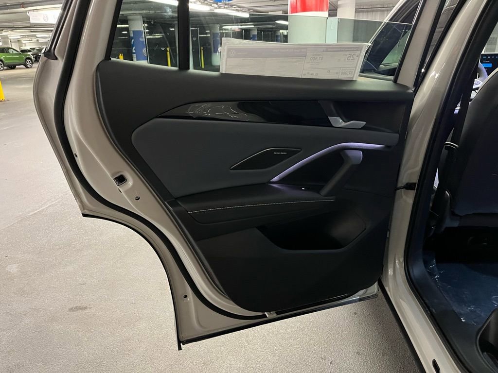 New 2026 Volkswagen Tiguan SEL R-Line image 22