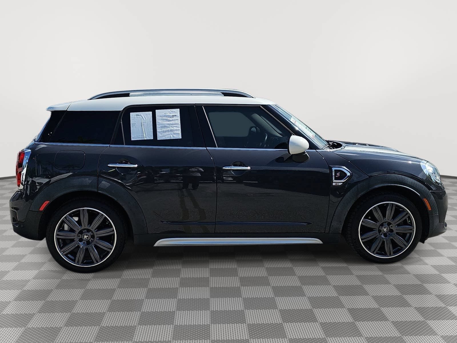 Used 2019 MINI Cooper Countryman S FWD image 9