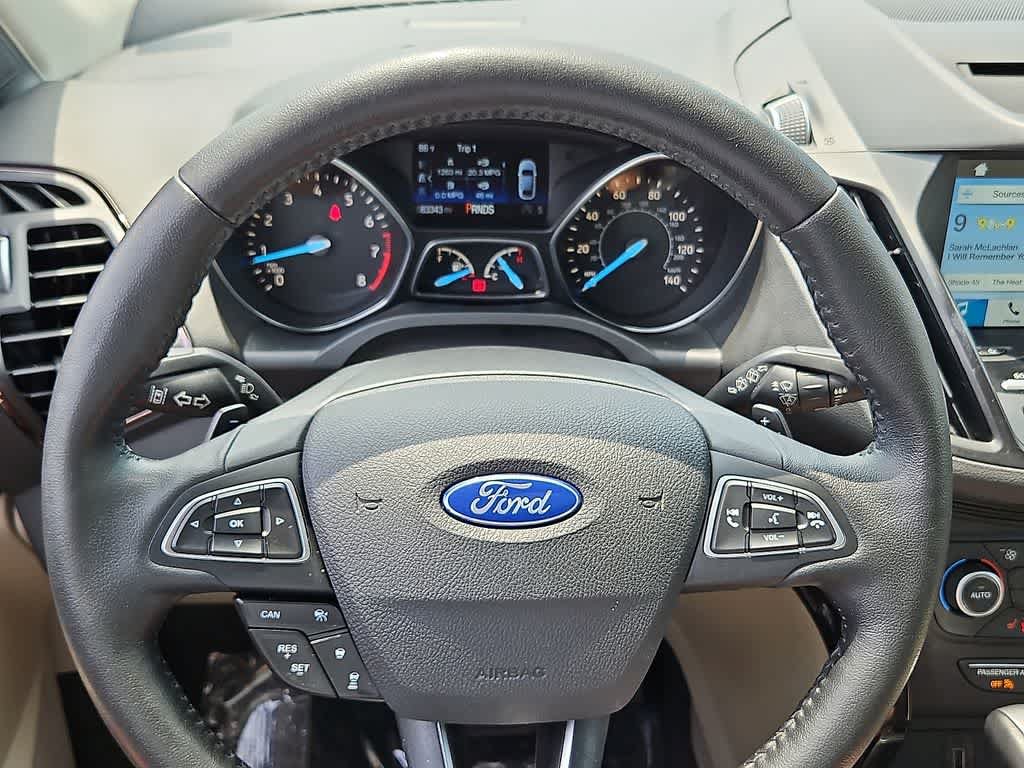 Used 2018 Ford Escape Titanium w/ Ford Safe & Smart Package AWD/4WD image 19