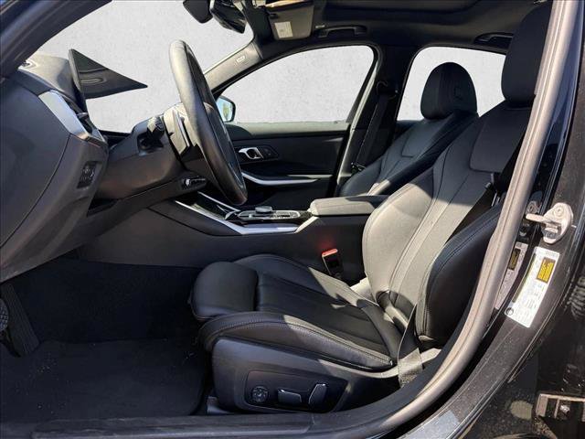 Used 2024 BMW 330i Sedan w/ Convenience Package RWD image 10