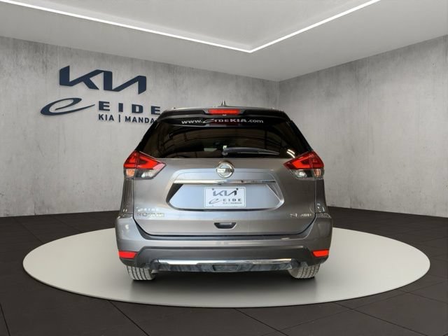 Used 2018 Nissan Rogue SL AWD/4WD image 11