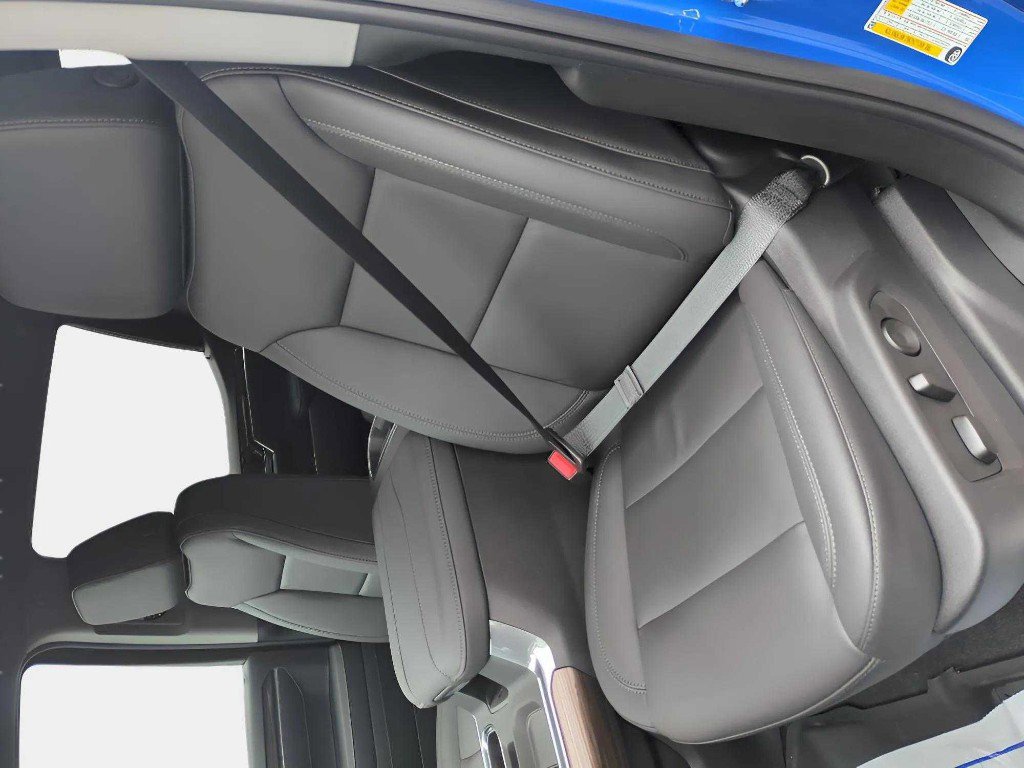 New 2025 Chevrolet Silverado 1500 RST w/ Dark Appearance Package image 9