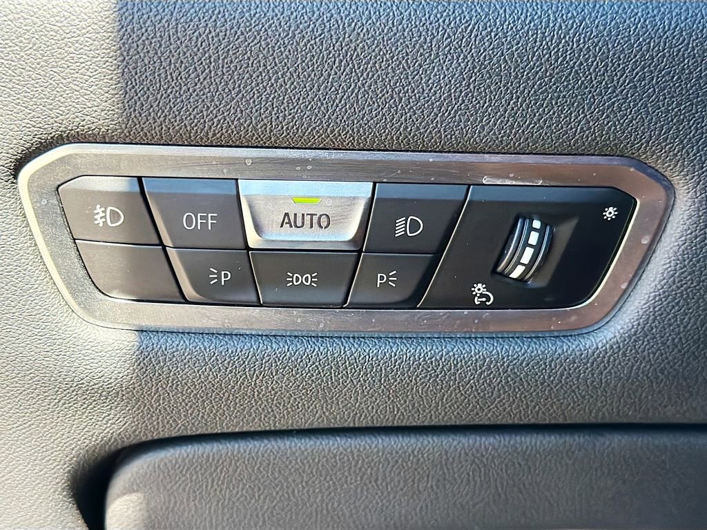 Used 2021 BMW X5 sDrive40i w/ M Sport Package image 35