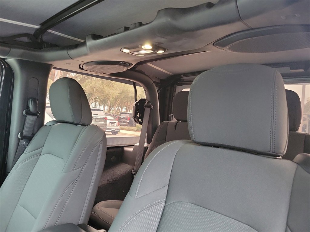 Used 2020 Jeep Wrangler Sport image 16