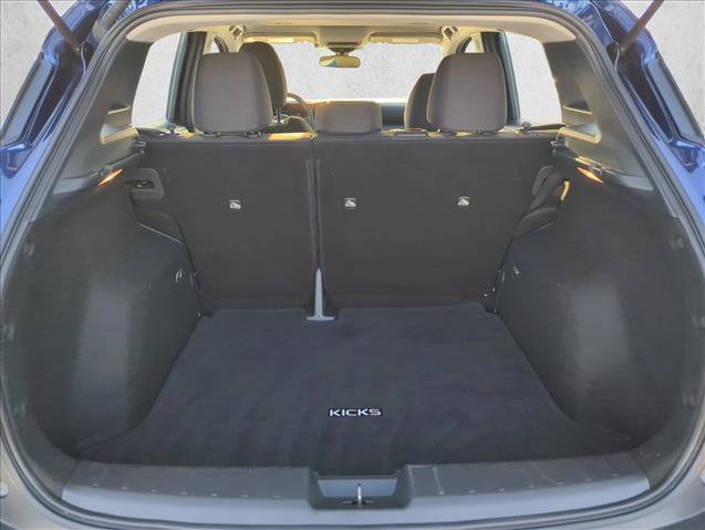 Used 2025 Nissan Kicks S FWD image 5