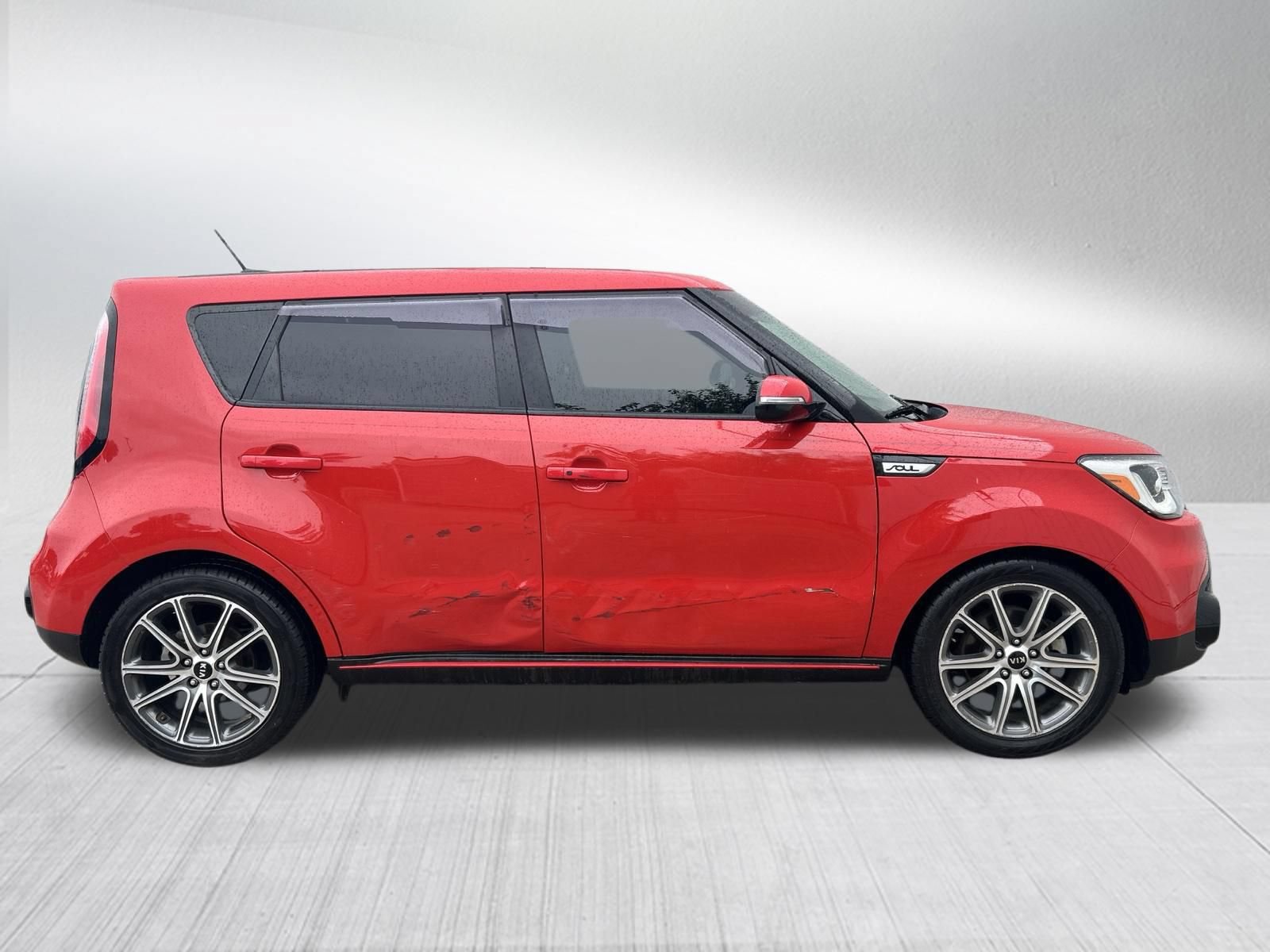 Used 2017 Kia Soul ! w/ Tech Package FWD image 5