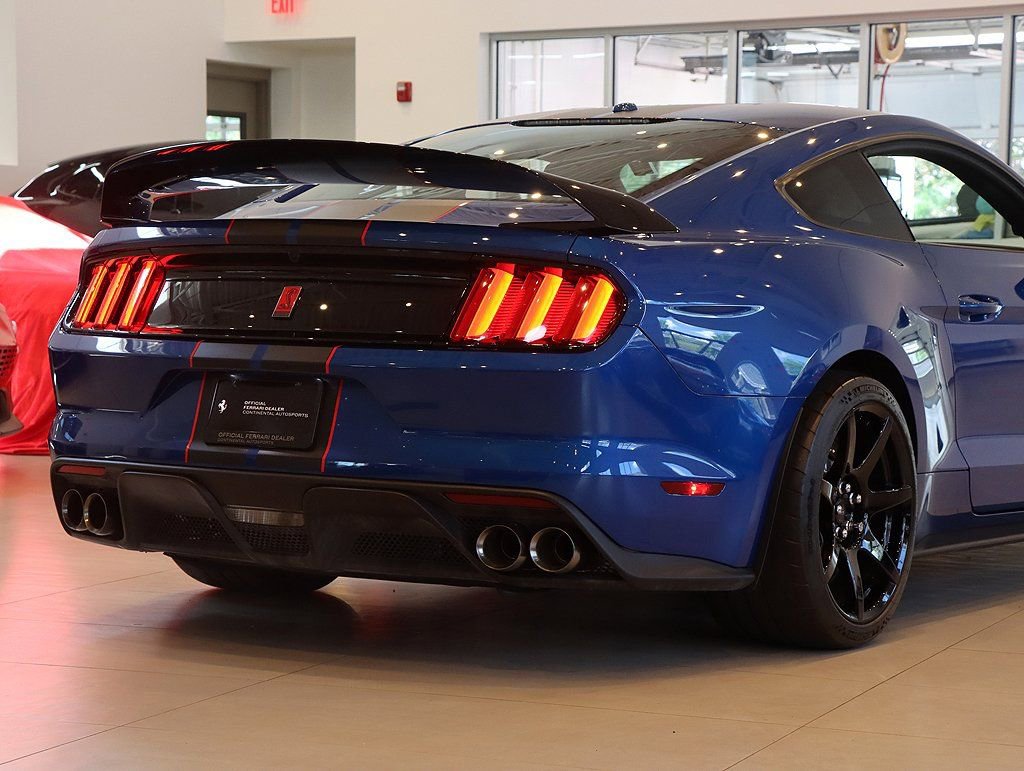 Used 2017 Ford Mustang Shelby GT350R w/ GT350R Equipment Group 920A image 24