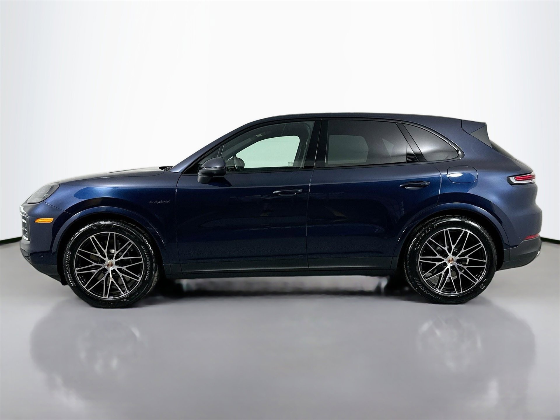 New 2026 Porsche Cayenne E-Hybrid image 2