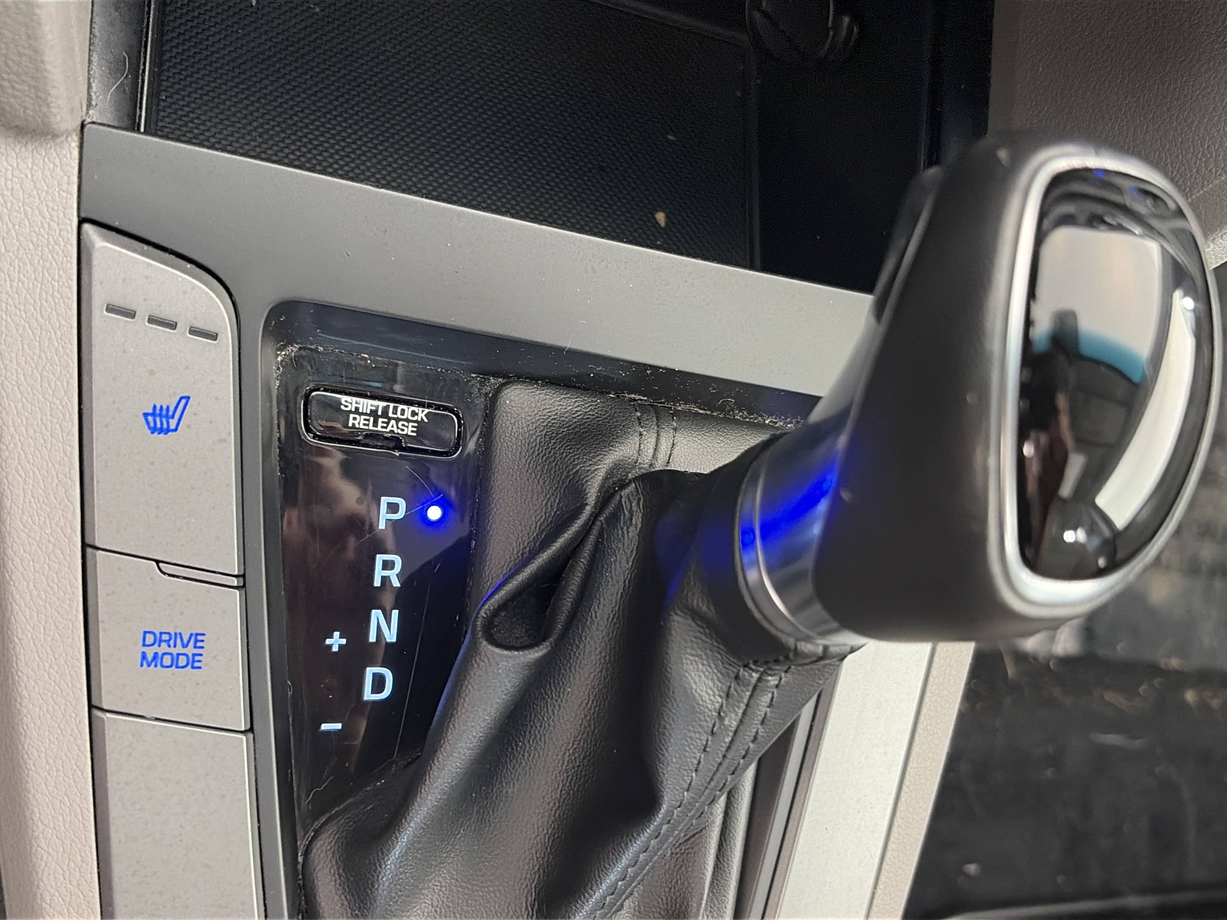 Used 2018 Hyundai Elantra Value Edition w/ Cargo Package FWD image 28