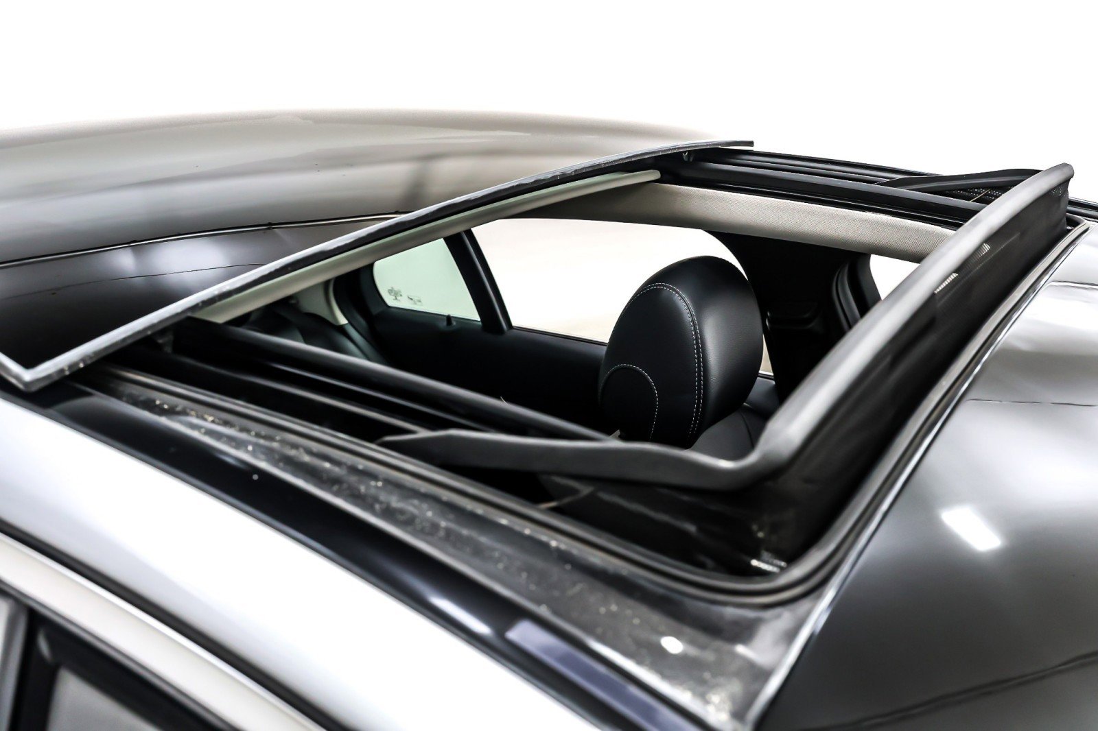 Used 2017 Mercedes-Benz C 300 Sedan image 22