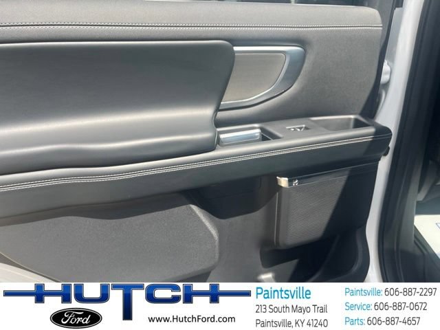 Used 2025 Ford Expedition Platinum AWD/4WD image 48