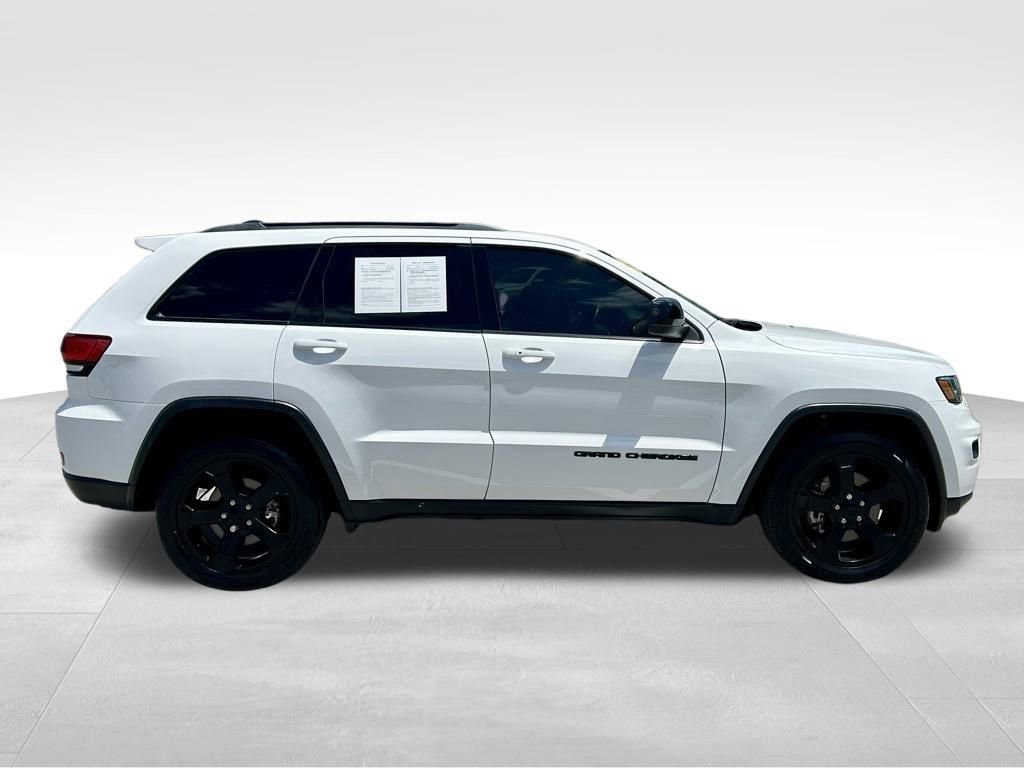Used 2021 Jeep Grand Cherokee Freedom Edition RWD image 4
