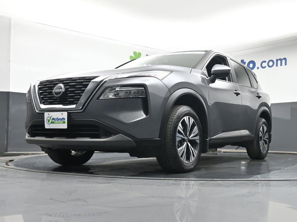 Used 2023 Nissan Rogue SV image 6