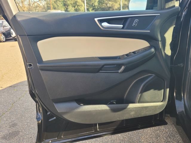 Certified 2021 Ford Edge SEL w/ Cargo Accessory Package image 16