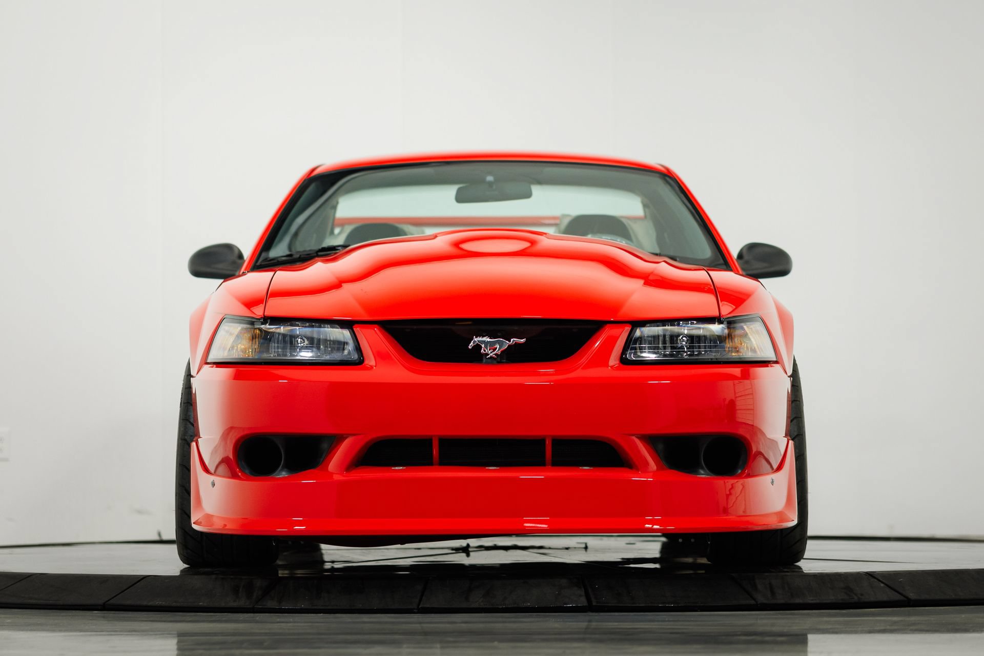 Used 2000 Ford Mustang Cobra RWD image 10