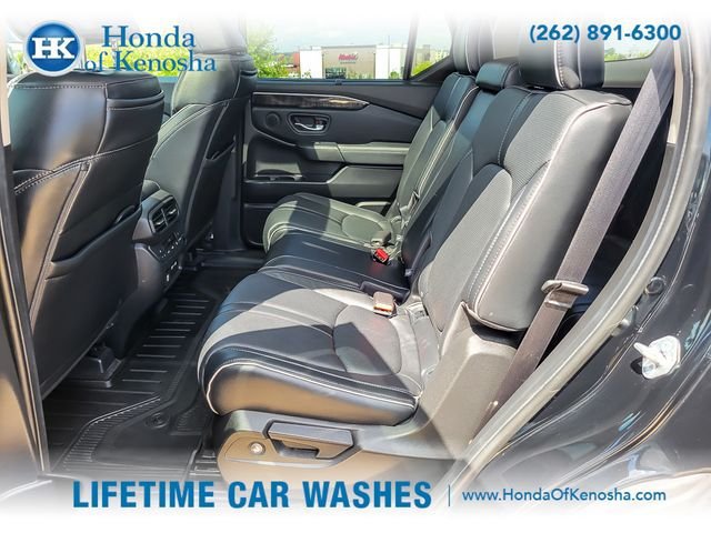 Used 2023 Honda Pilot Elite image 12