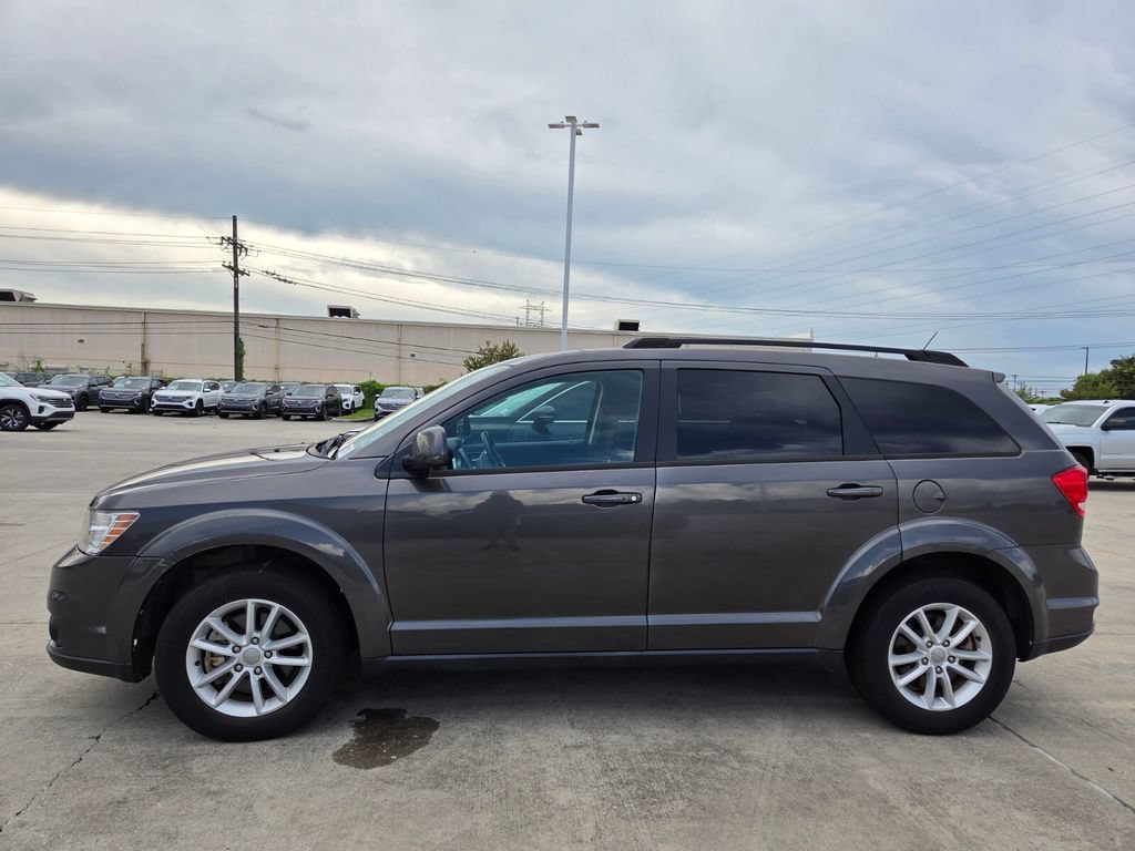 Used 2015 Dodge Journey Crossroad w/ Flexible Seating Group FWD image 2