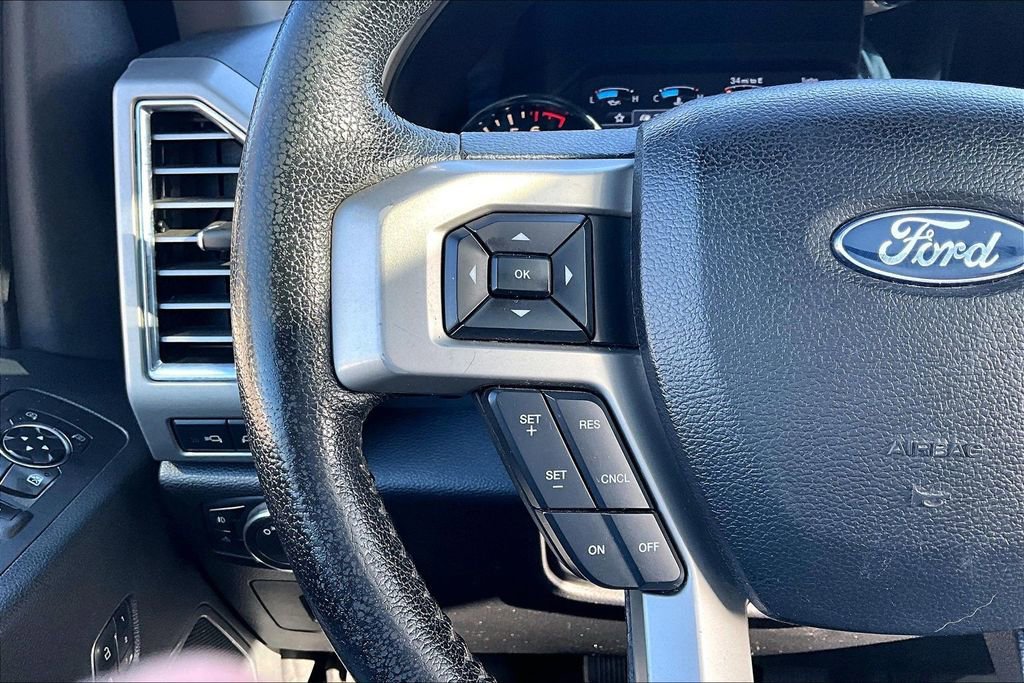 Used 2015 Ford F150 Lariat w/ Equipment Group 502A Luxury image 20